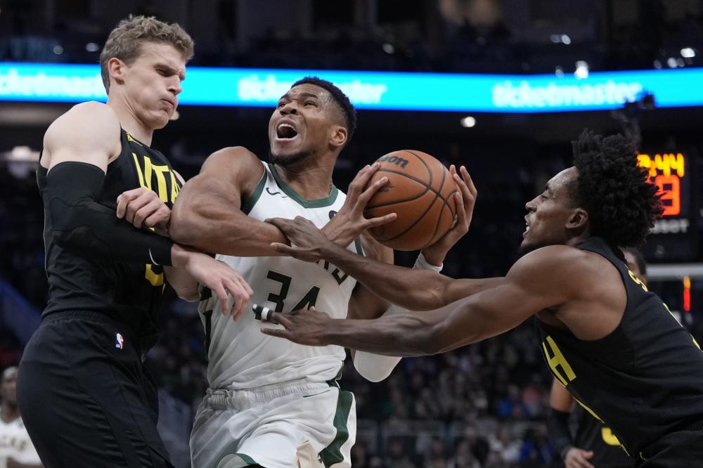 他凭借敏锐 他凭借敏锐